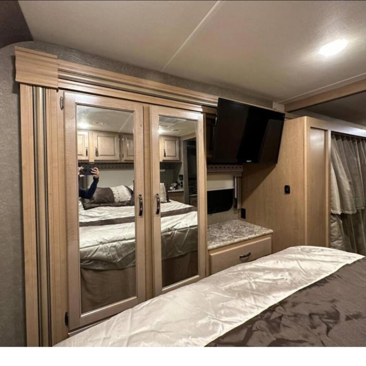Private Cozy R/V , For Your Enjoyment Tamiami ภายนอก รูปภาพ