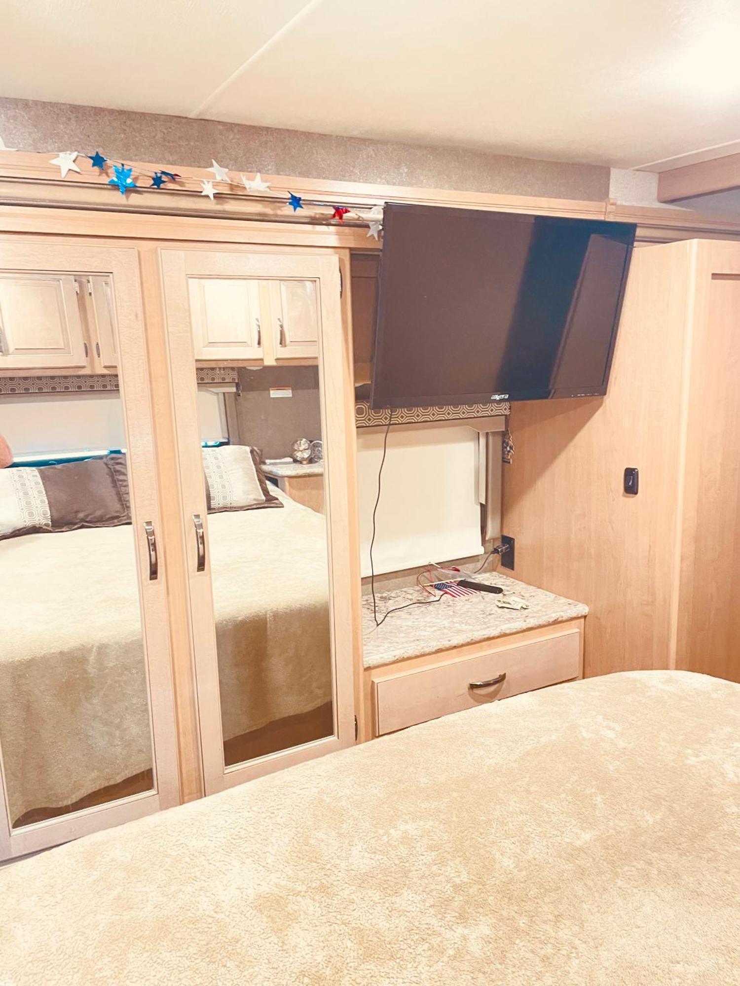 Private Cozy R/V , For Your Enjoyment Tamiami ภายนอก รูปภาพ